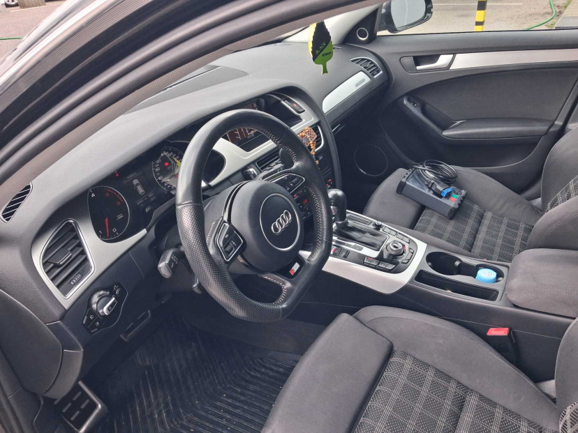 Audi A4, 2010