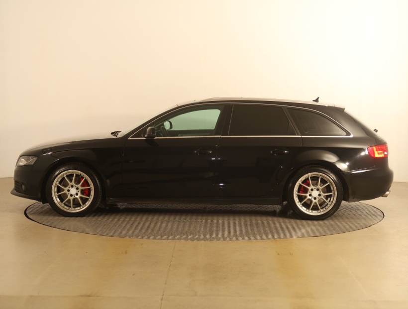 Audi A4, 2010