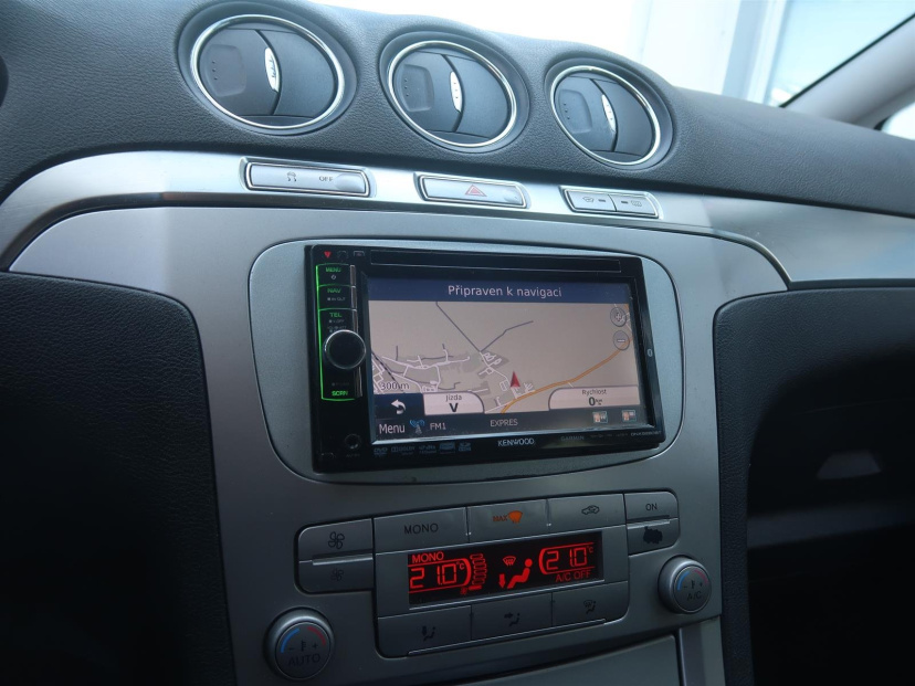 Ford S-Max, 2009