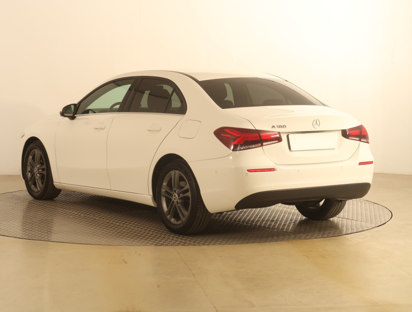 Mercedes-Benz A, 2020