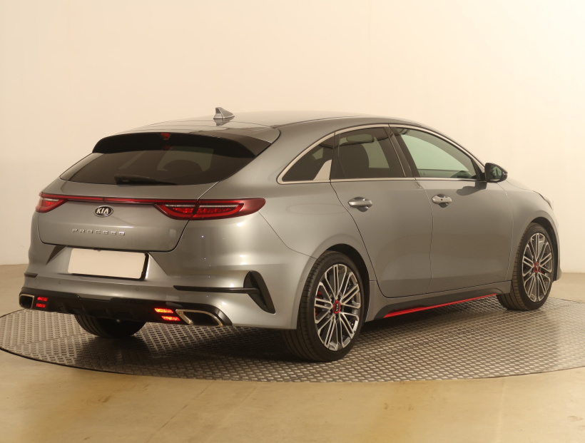 Kia ProCeed, 2021