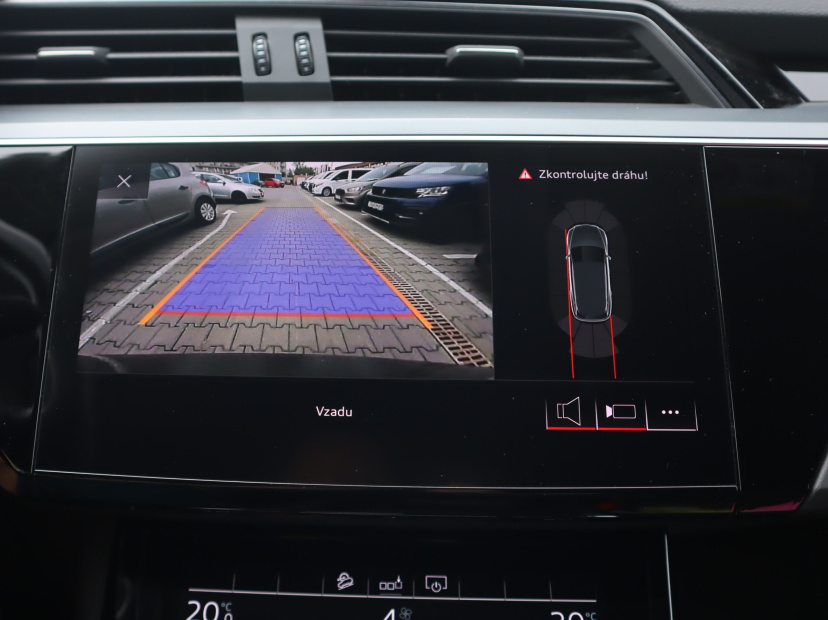 Audi e-tron, 2020