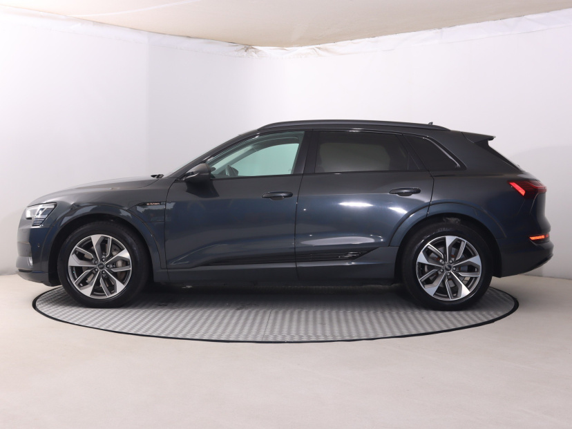 Audi e-tron, 2020