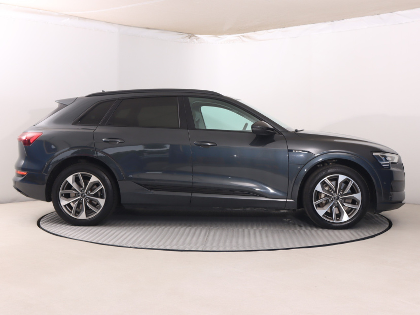 Audi e-tron, 2020
