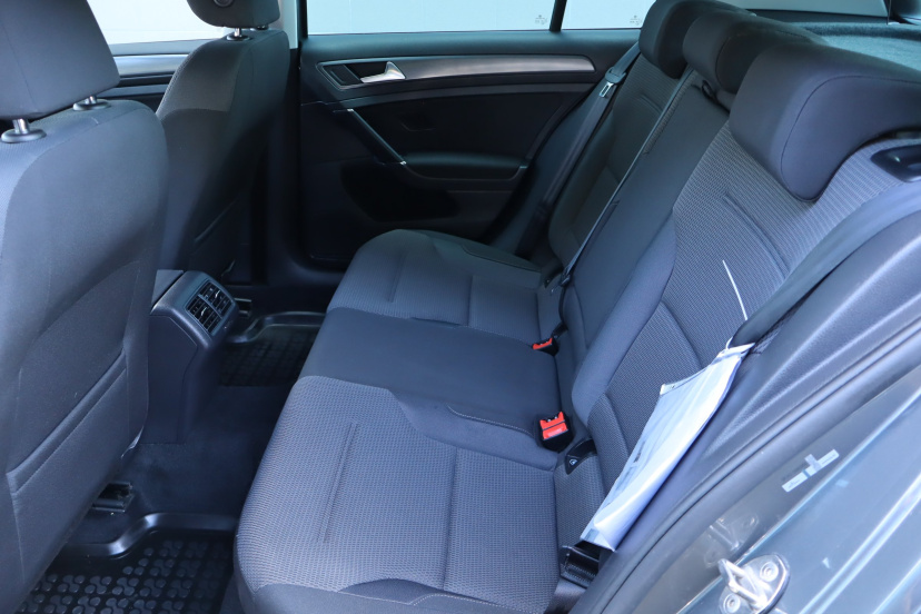 Volkswagen Golf, 2017