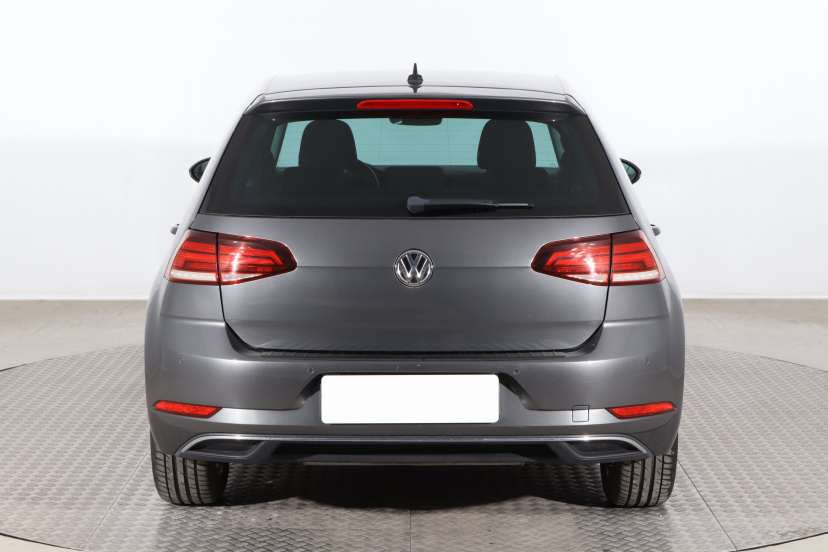 Volkswagen Golf, 2017