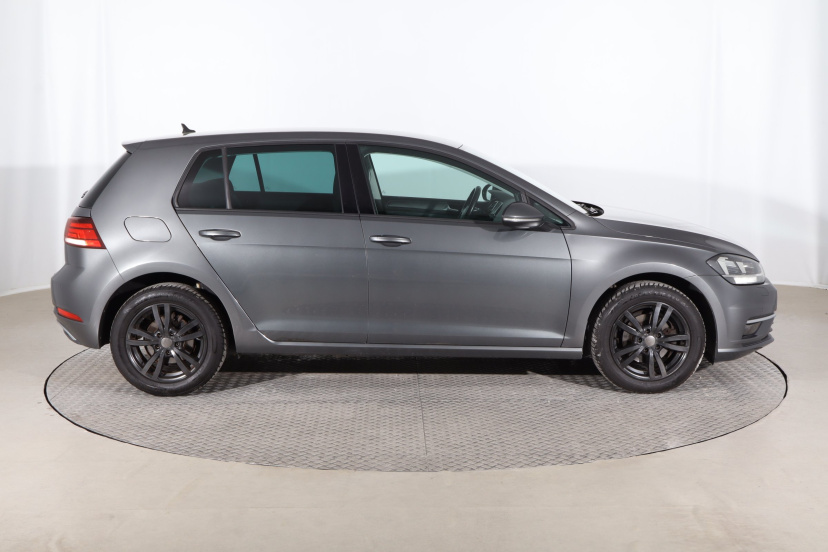 Volkswagen Golf, 2017