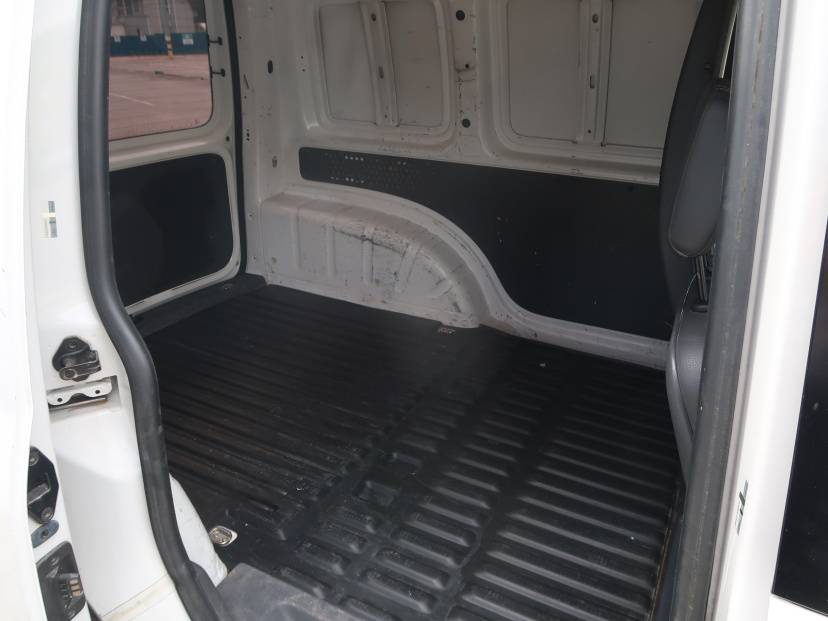 Volkswagen Caddy, 2011