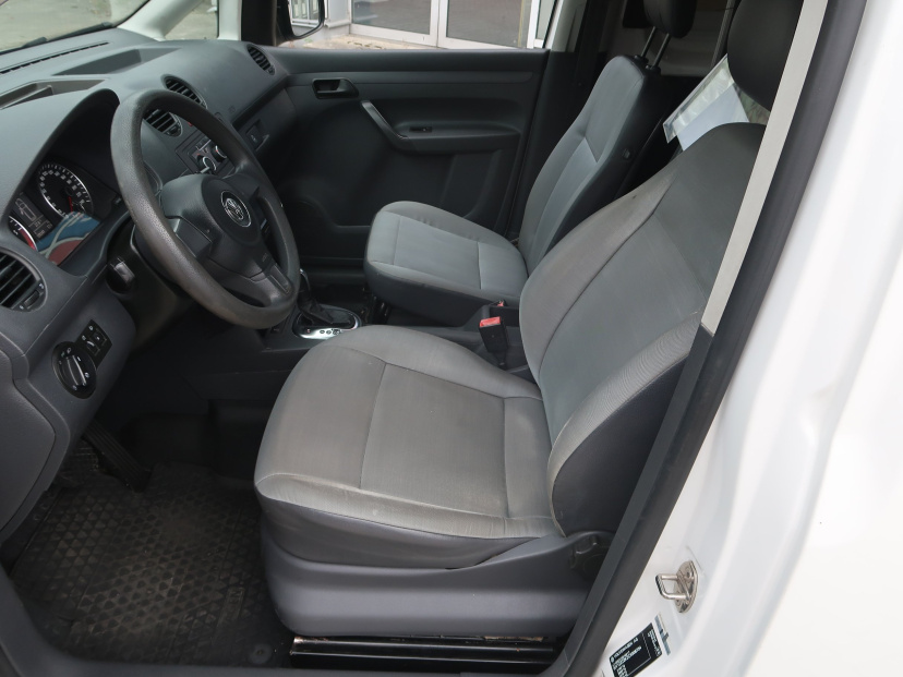 Volkswagen Caddy, 2011