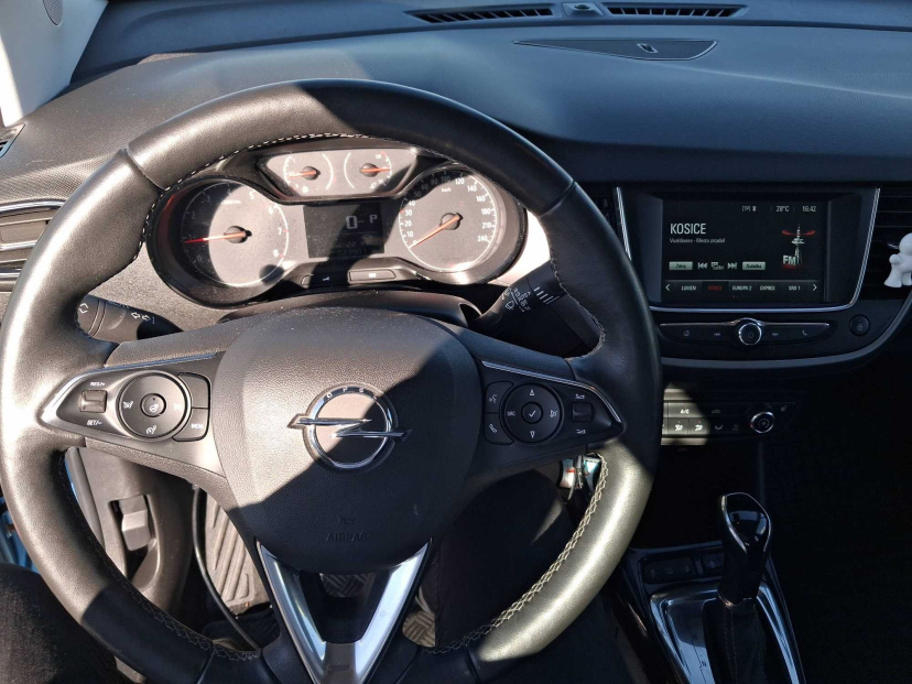 Opel Crossland, 2020