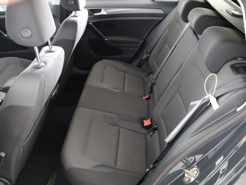 Volkswagen Golf, 2017