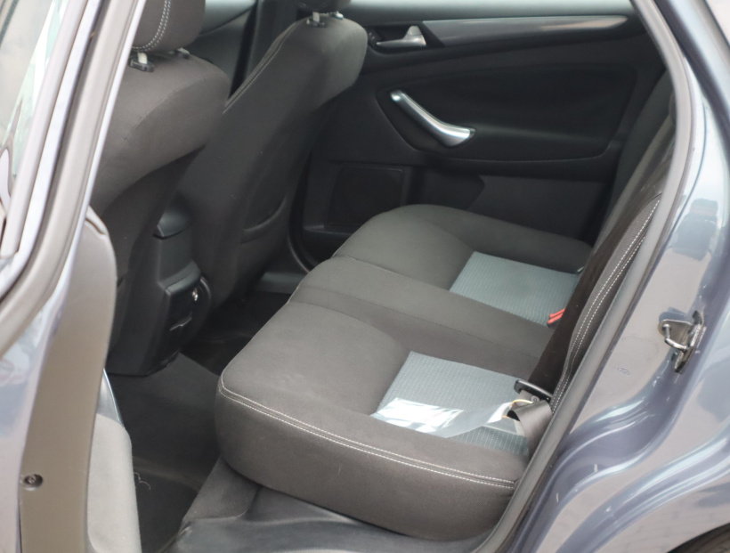Ford Mondeo, 2011