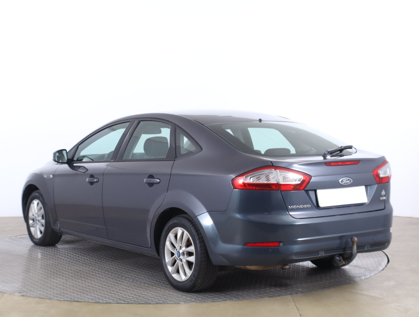 Ford Mondeo, 2011