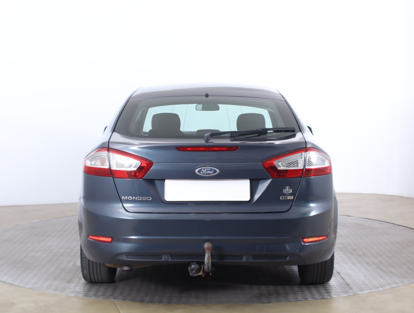 Ford Mondeo, 2011