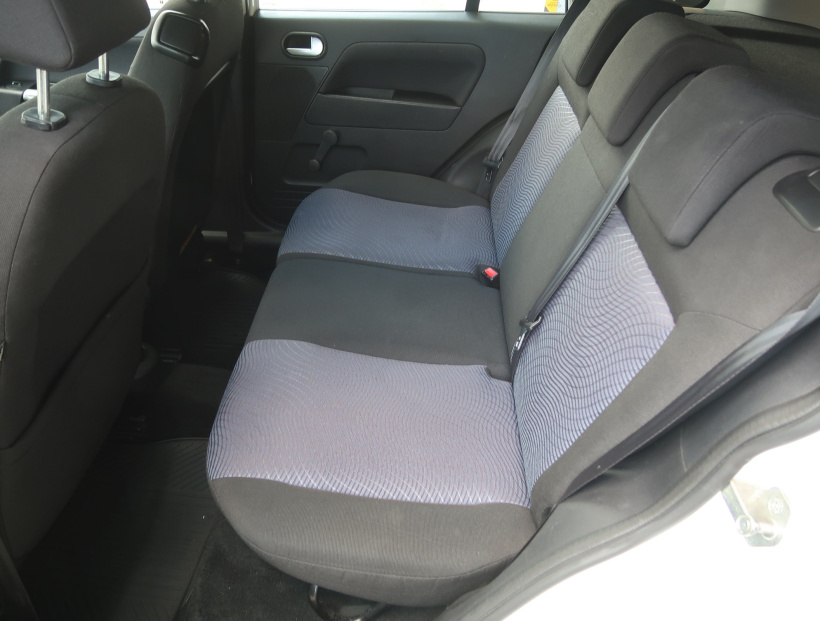 Ford Fusion, 2010