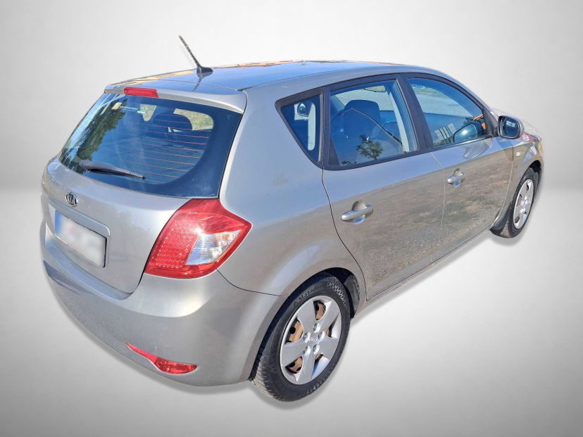 Kia Ceed, 2010