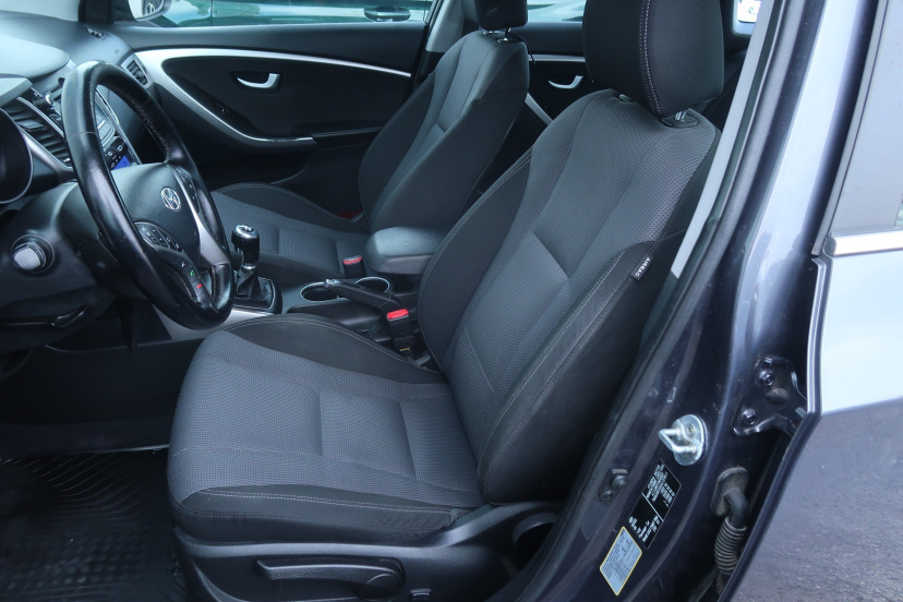 Hyundai i30, 2016