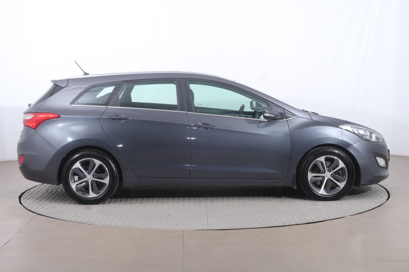 Hyundai i30, 2016