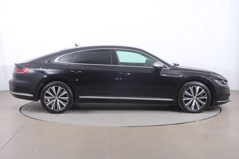 Volkswagen Arteon, 2017