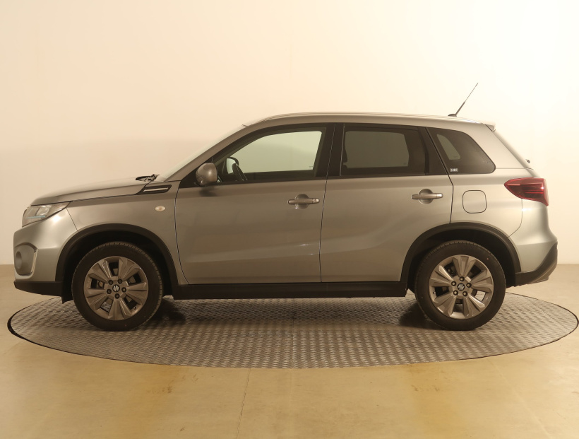 Suzuki Vitara, 2023