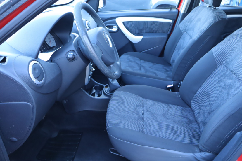 Dacia Sandero, 2010