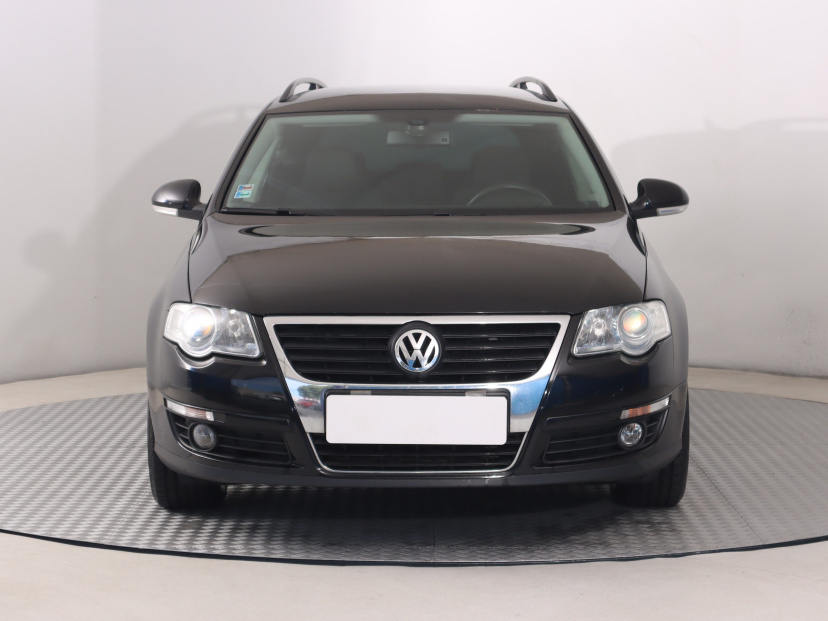 Volkswagen Passat, 2010