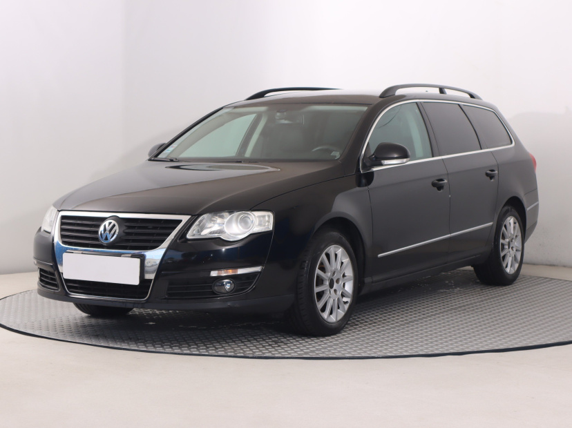 Volkswagen Passat, 2010