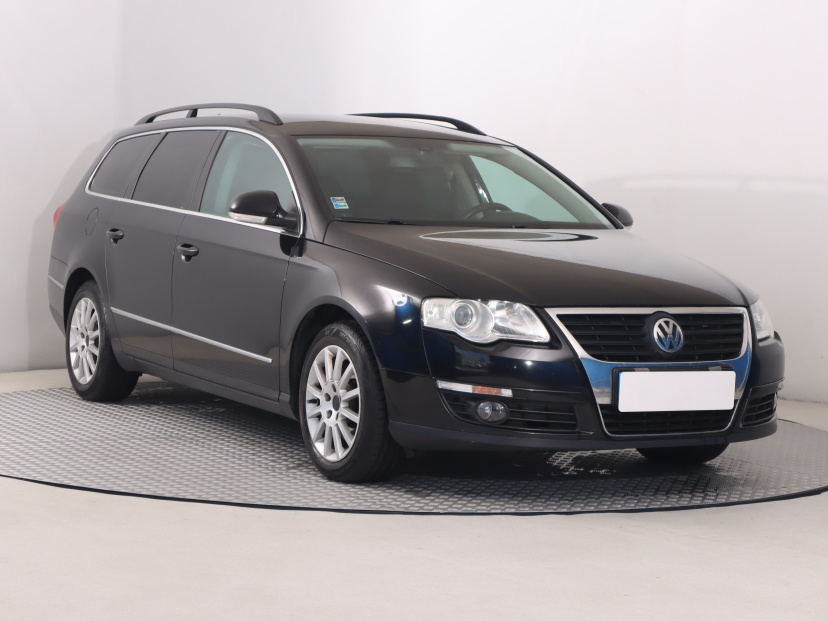 Volkswagen Passat, 2010