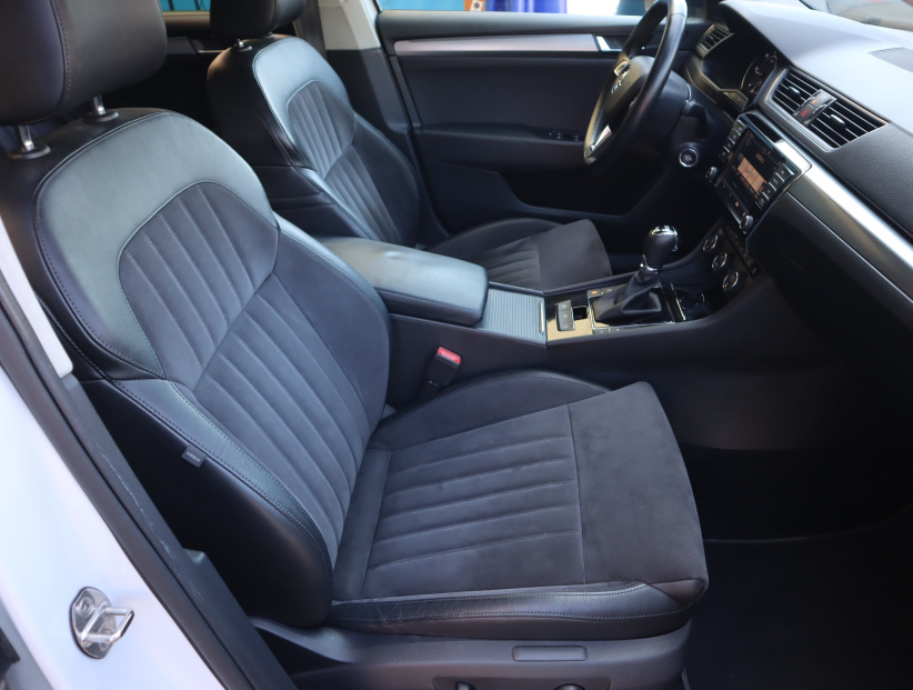 Škoda Superb, 2016