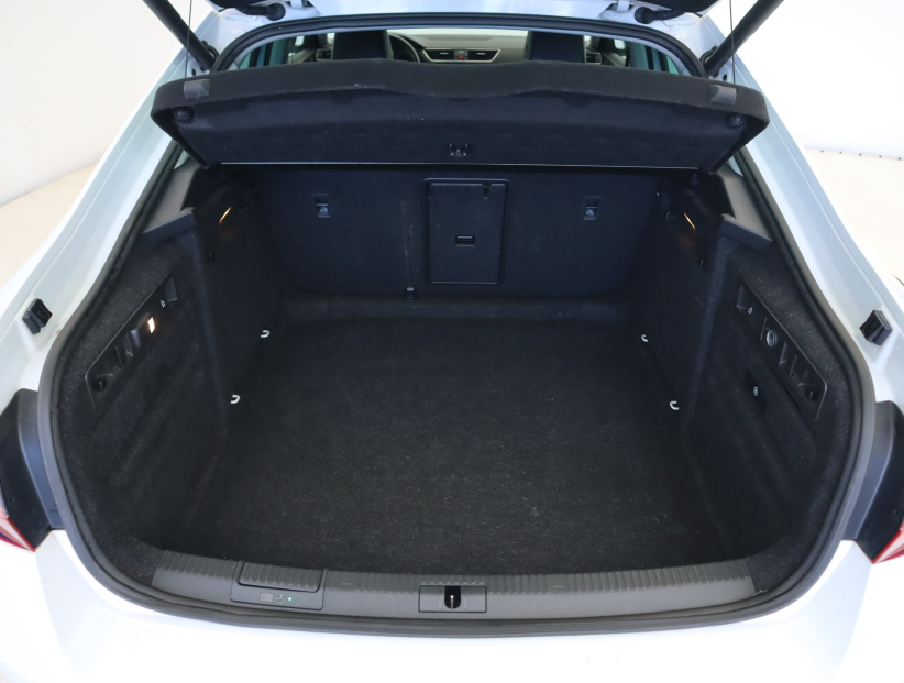 Škoda Superb, 2016