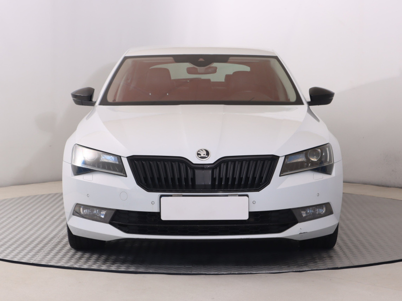 Škoda Superb, 2016