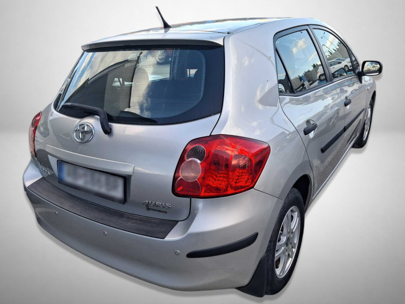 Toyota Auris, 2009