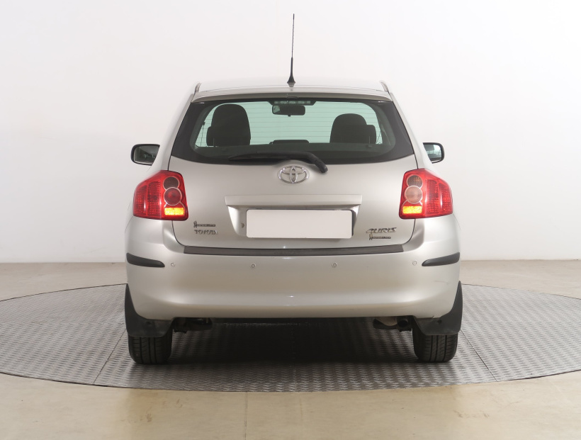Toyota Auris, 2009