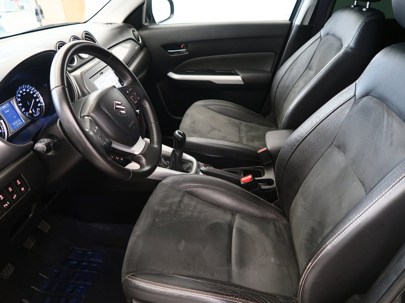 Suzuki Vitara, 2016