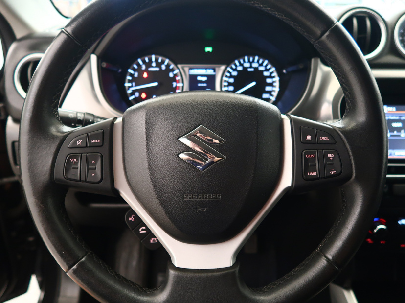 Suzuki Vitara, 2016