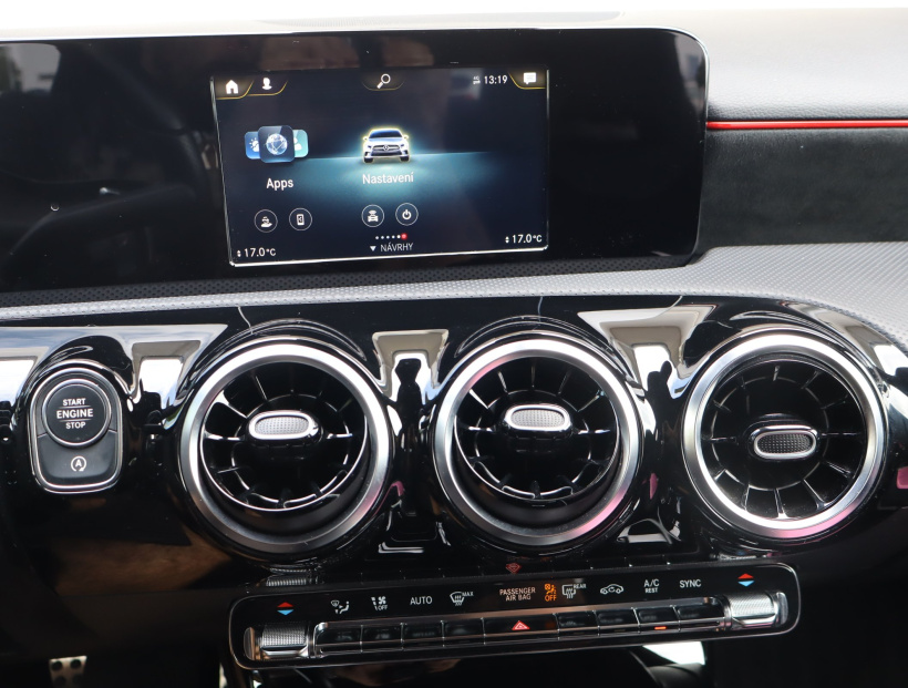 Mercedes-Benz A, 2019