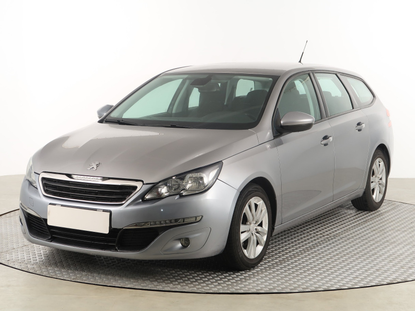 Peugeot 308, 2015