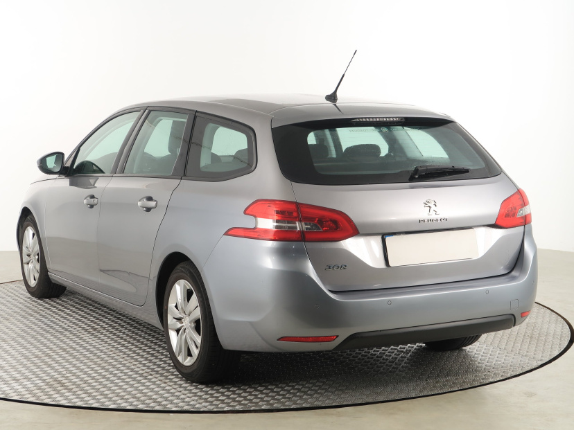 Peugeot 308, 2015