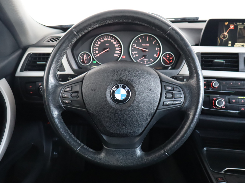 BMW 3, 2017