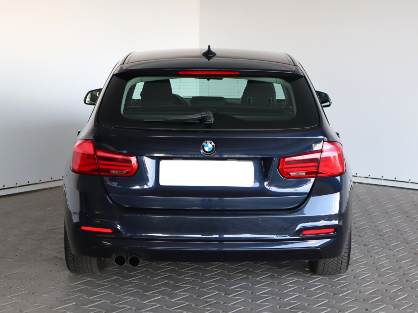 BMW 3, 2017