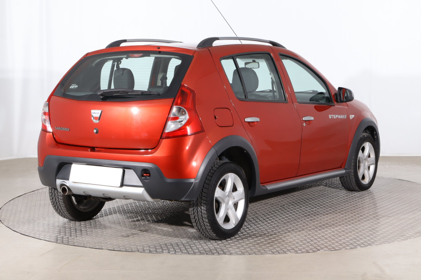 Dacia Sandero, 2011