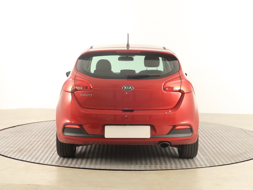 Kia Ceed, 2013
