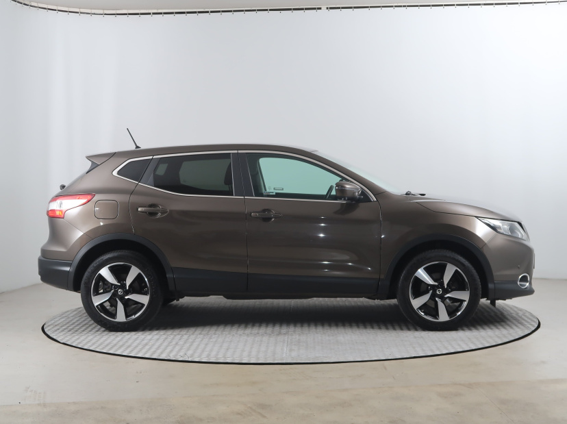 Nissan Qashqai, 2016