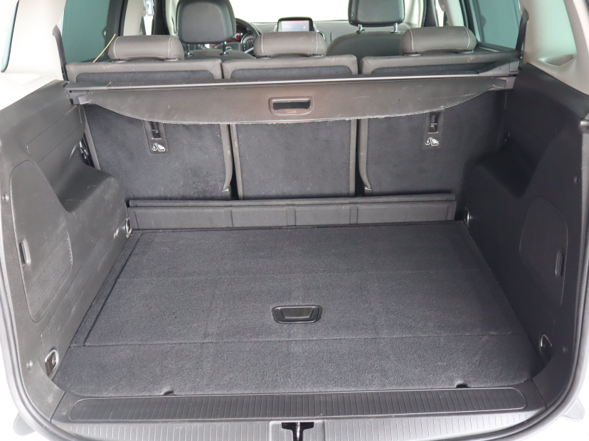 Opel Zafira Tourer, 2015