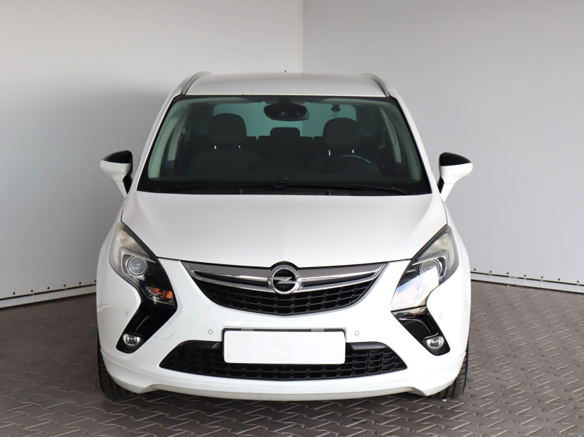 Opel Zafira Tourer, 2015