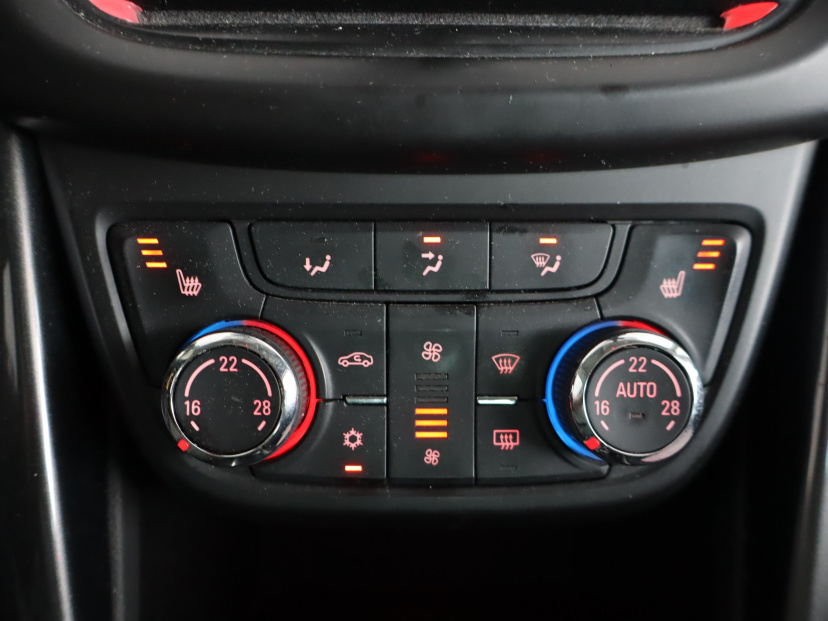 Opel Zafira Tourer, 2015