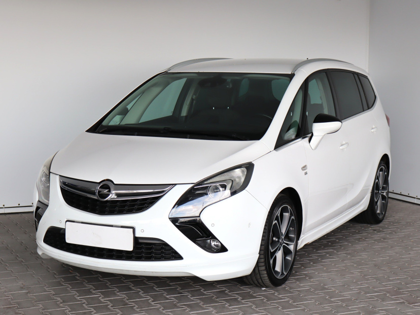 Opel Zafira Tourer, 2015
