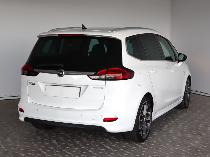 Opel Zafira Tourer, 2015