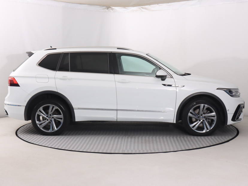 Volkswagen Tiguan Allspace, 2022