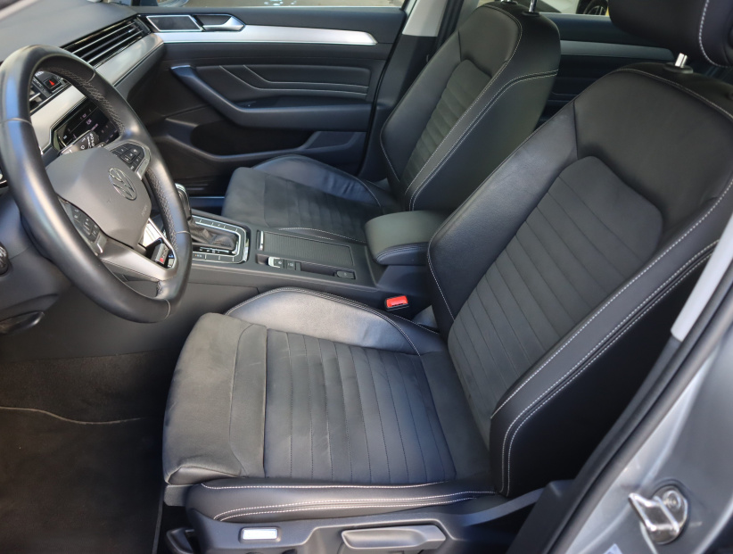 Volkswagen Passat, 2023